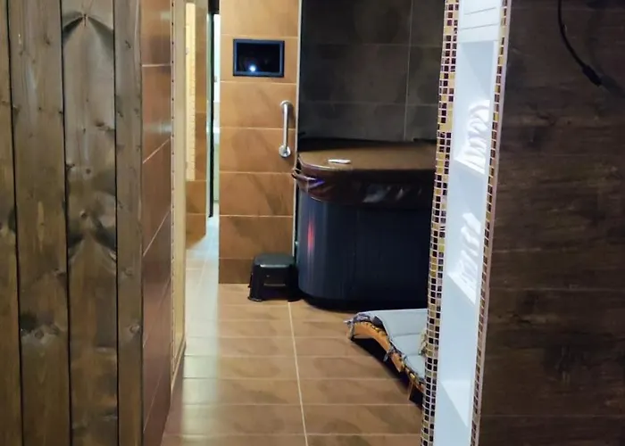 Refresh Club Wellness