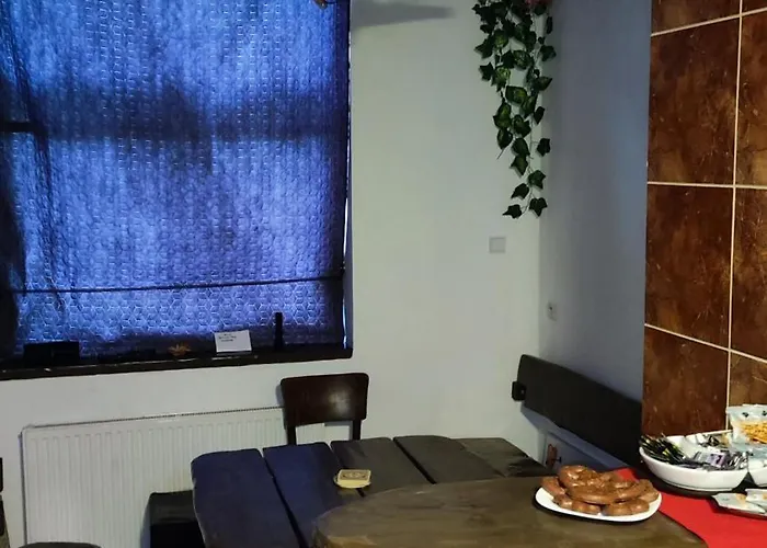 Refresh Club Wellness *